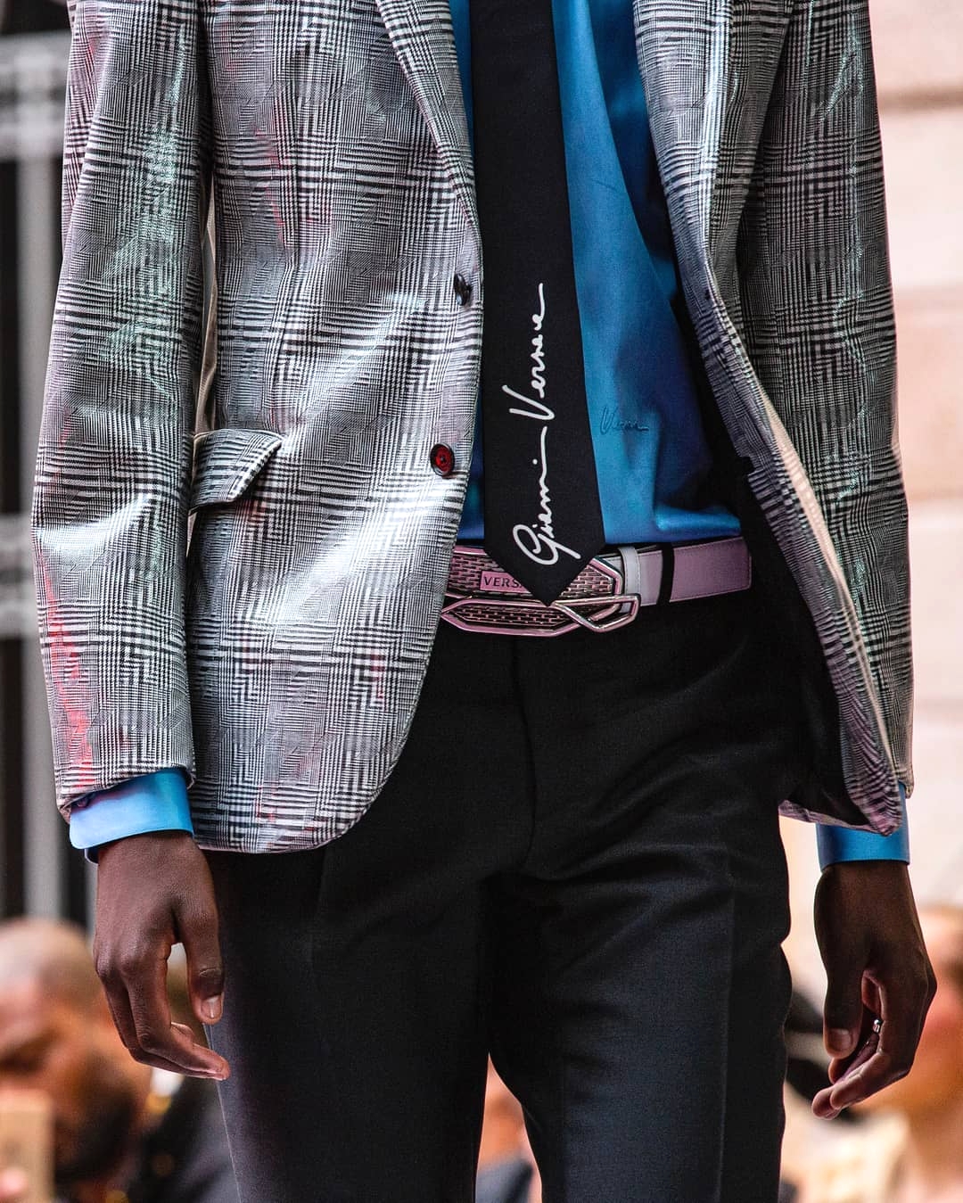 Донателла Версаче представила коллекцию Versace Spring/Summer 2020 Menswear