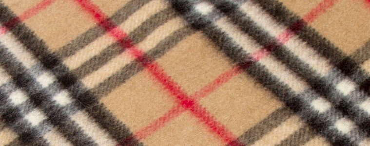 Burberry – история культовой клетки британского бренда