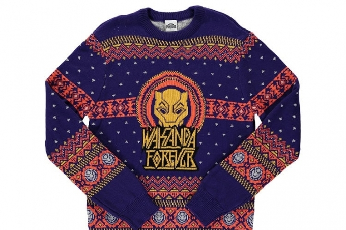 Forever 21 раскритиковали за фото белой модели в свитере «Wakanda Forever»
