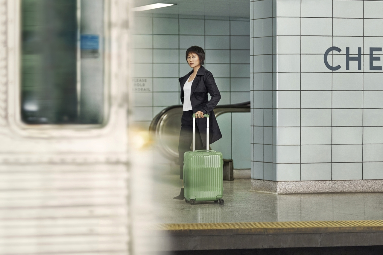 Подробности новой главы рекламной кампании RIMOWA «Never Still»