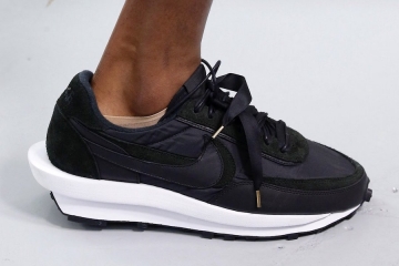 sacai x Nike LDV Waffle Daybreak — дебют новой расцветки на показе