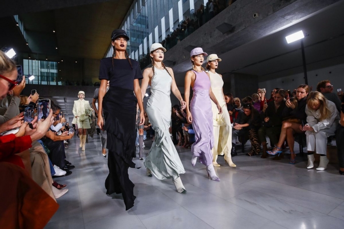 Коллекция Max Mara Spring-Summer 2020 Ready-to-Wear mcmag.ru 06