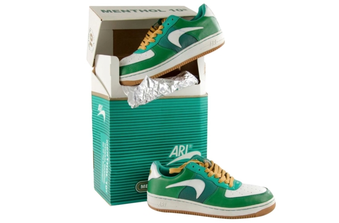 Самые скандальные кроссовки – Nike Air Menthol 10s