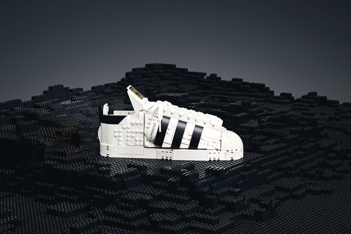 LEGO x adidas Superstar - подробности релиза кроссовок и конструктора