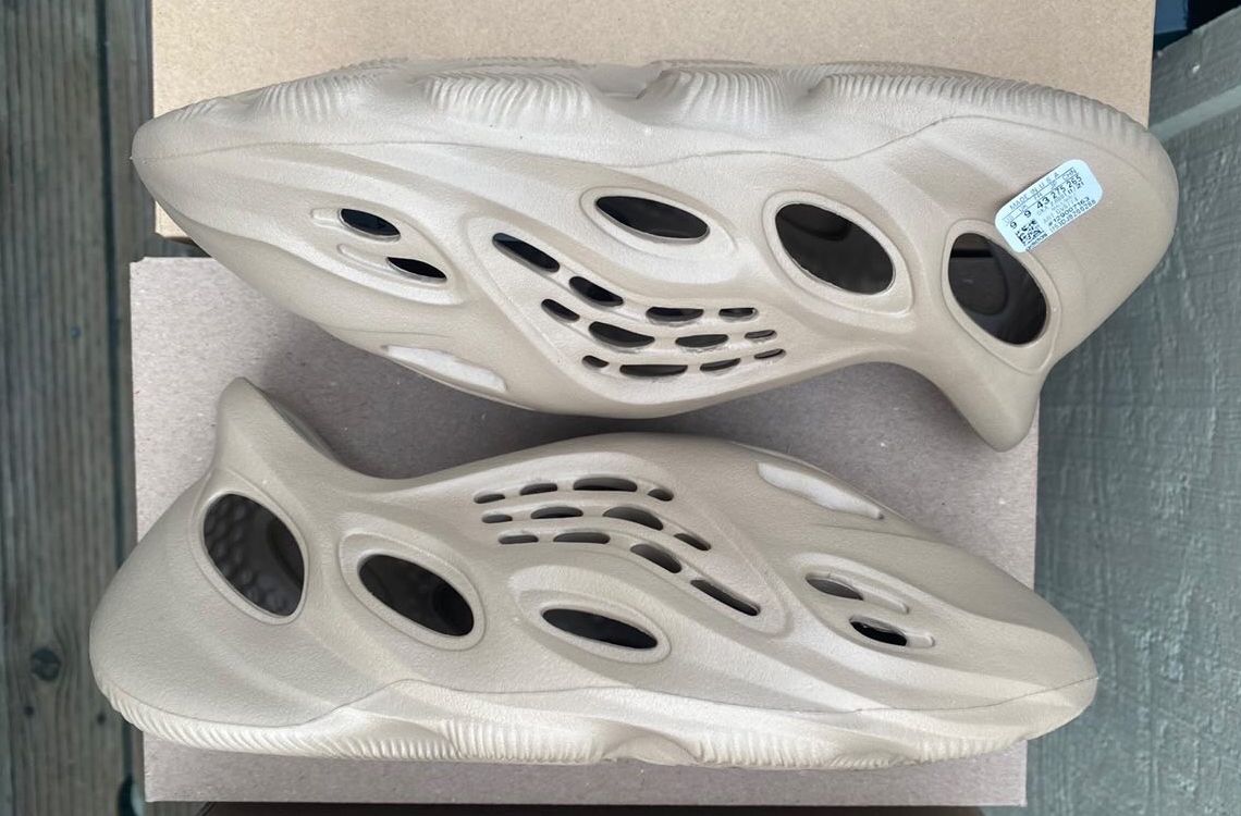 adidas Yeezy Foam Runner «Mist»