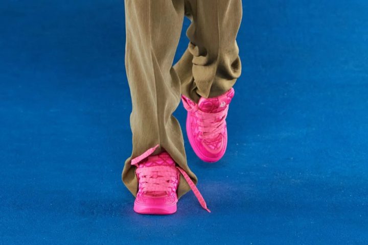 Кроссовки из коллекции ERL x Dior Resort 2023