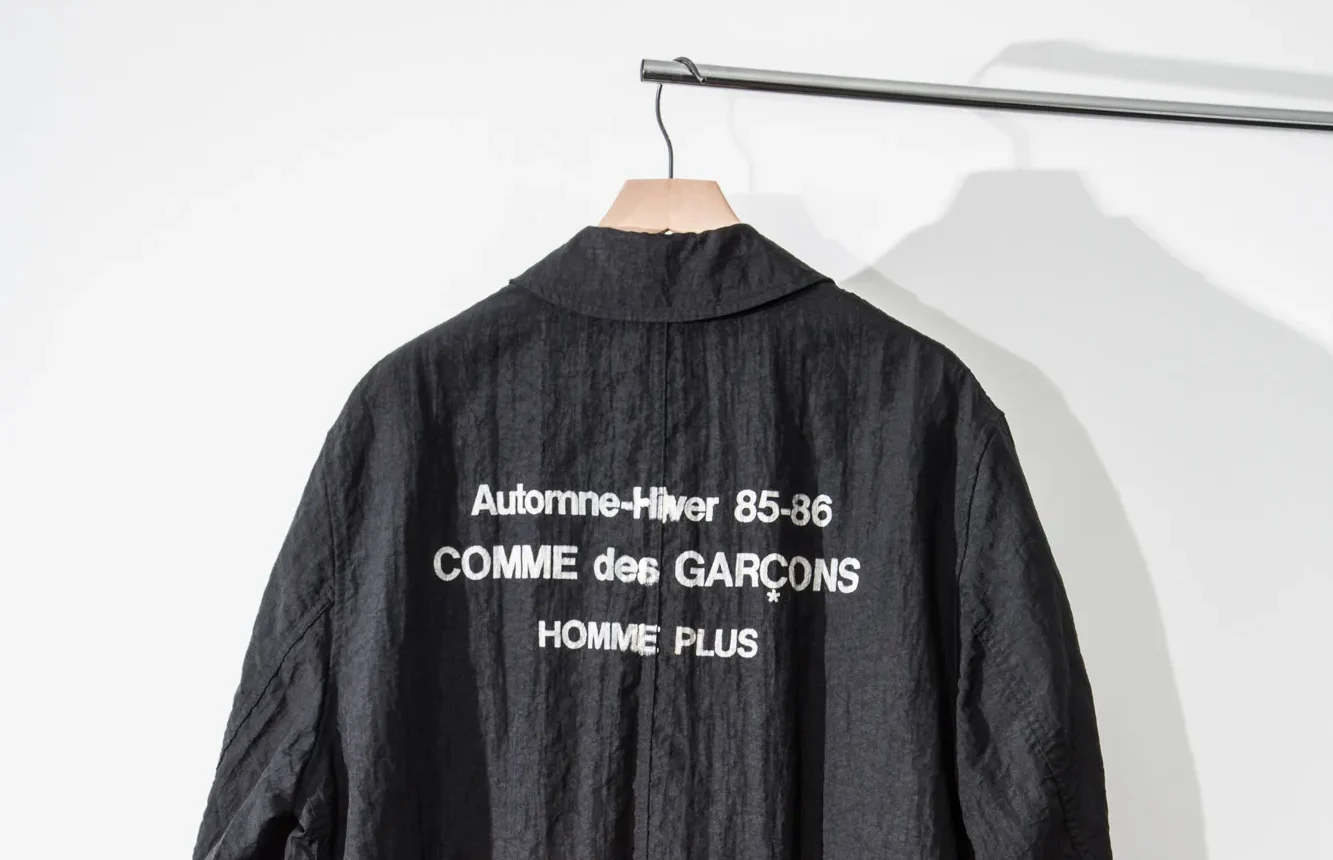 Как определить коллекцию COMME des GARÇONS по коду на бирке